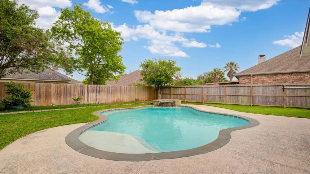 1293 Ocean Manor Lane League City, TX 77573