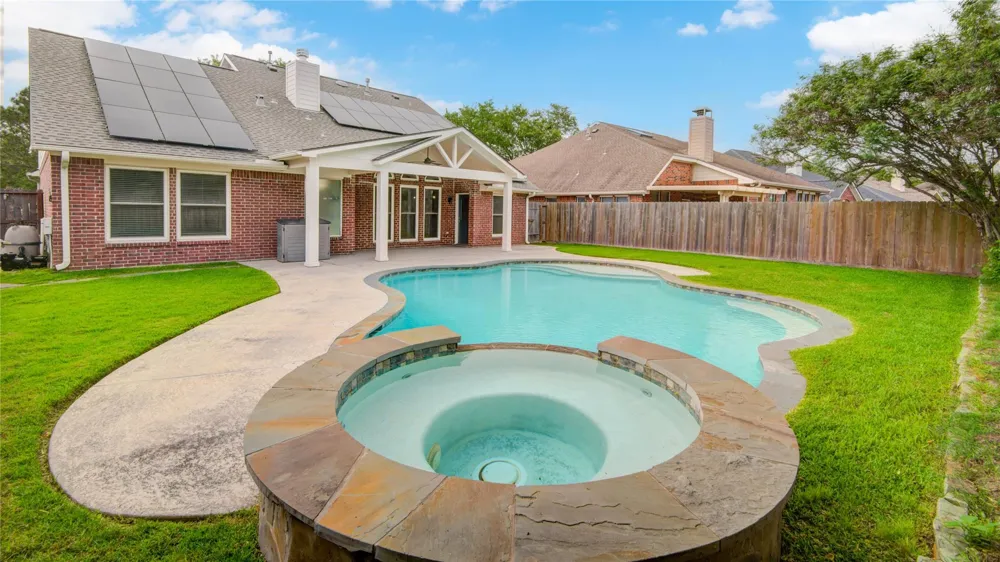 1293 Ocean Manor Lane League City, TX 77573