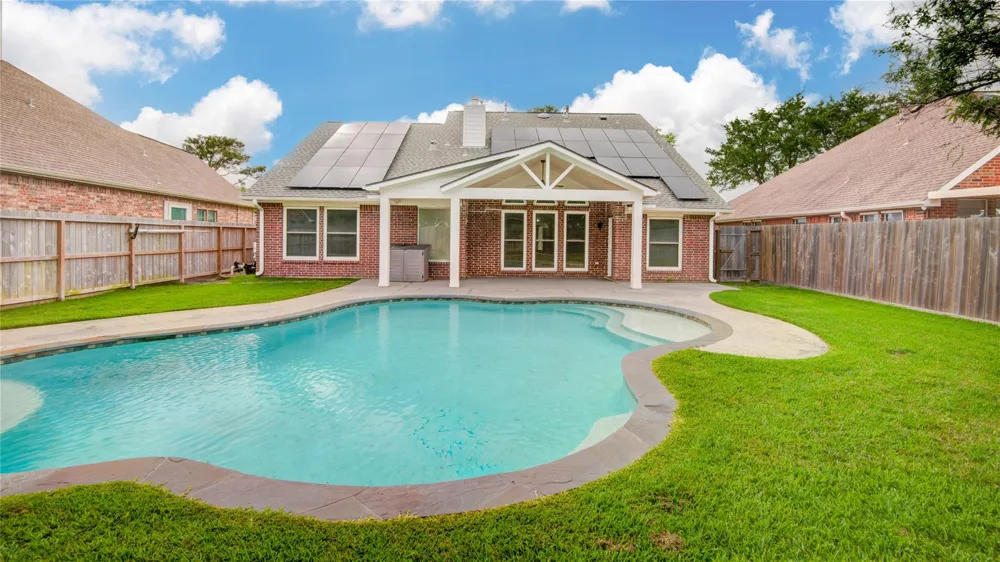 1293 Ocean Manor Lane League City, TX 77573