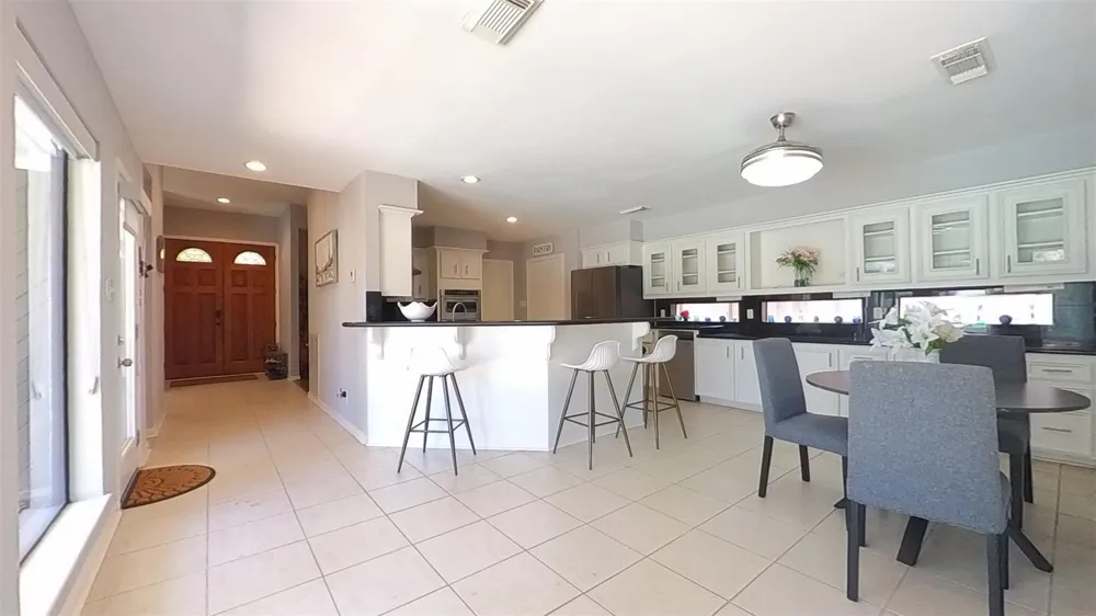 3339 Country Club Boulevard Stafford, TX 77477
