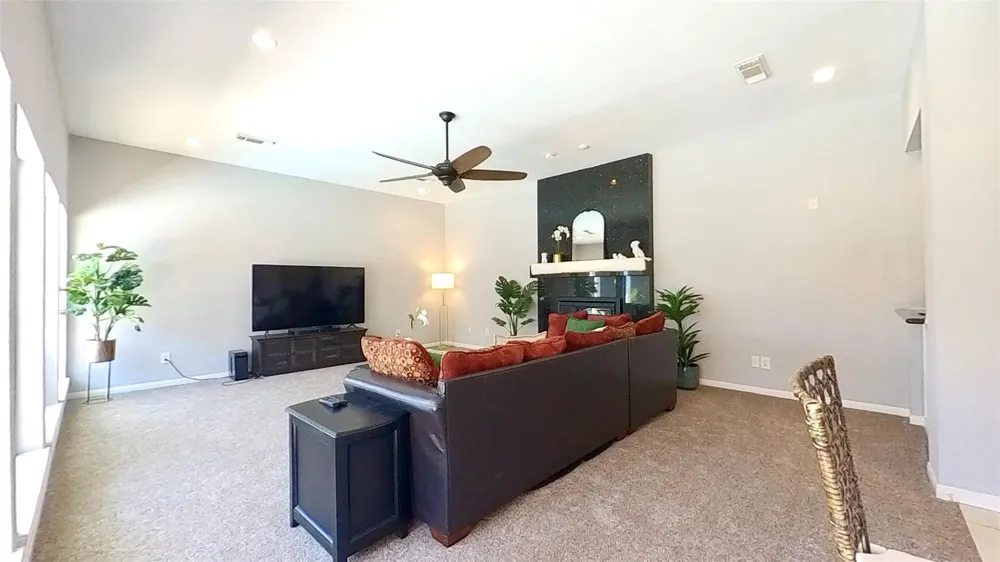 3339 Country Club Boulevard Stafford, TX 77477