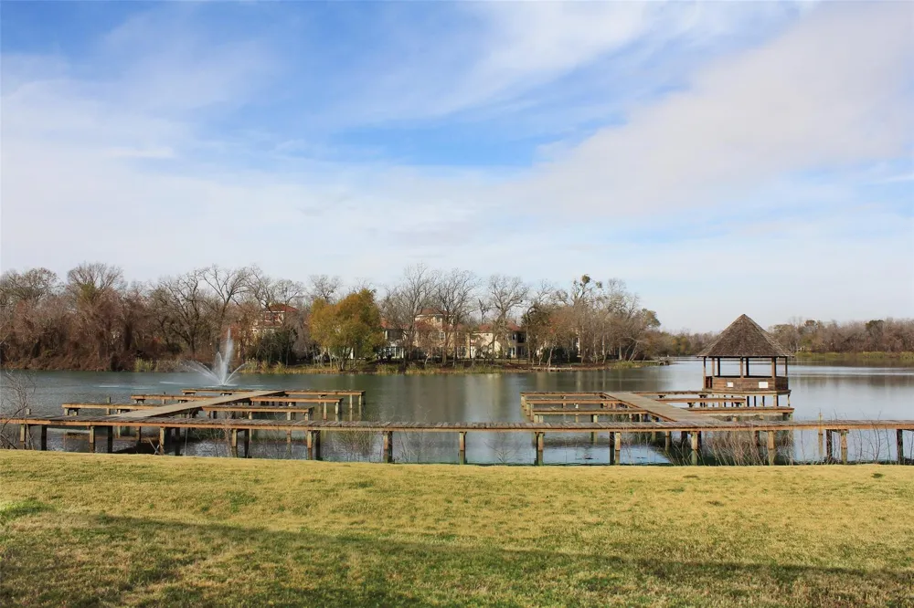 164 Flamingo Island Drive Missouri City, TX 77459