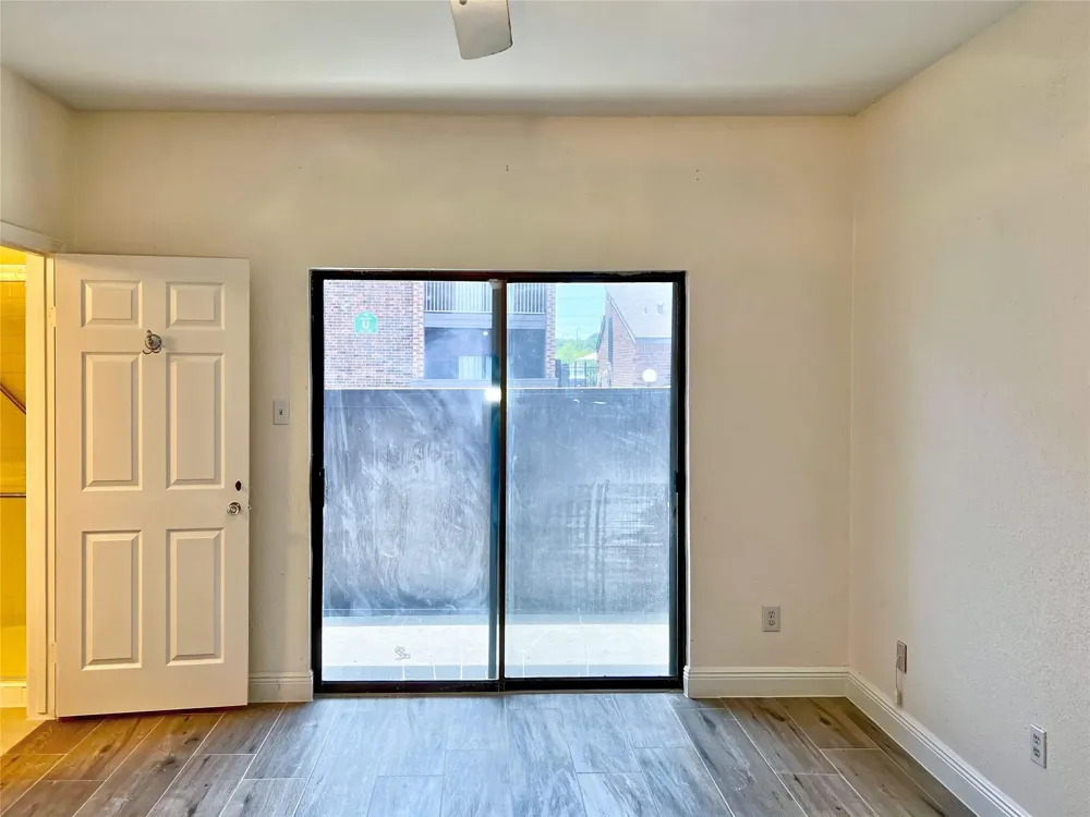 3130 SW Walnut Bend Lane #409 Houston, TX 77042