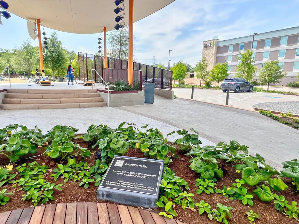 3130 SW Walnut Bend Lane #409 Houston, TX 77042