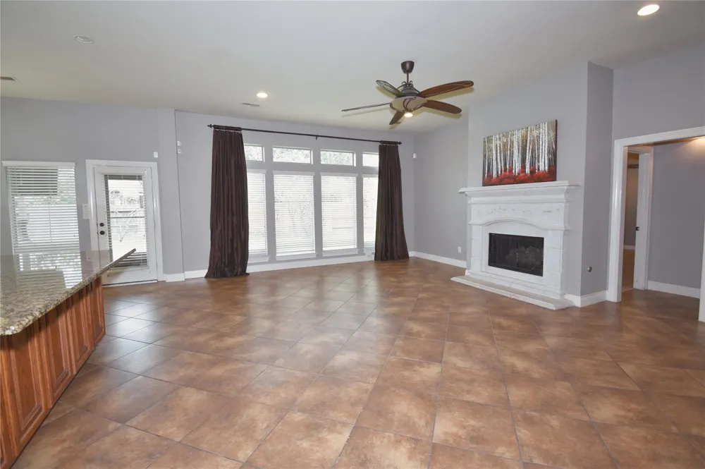 13611 Summer Cloud Lane Pearland, TX 77584