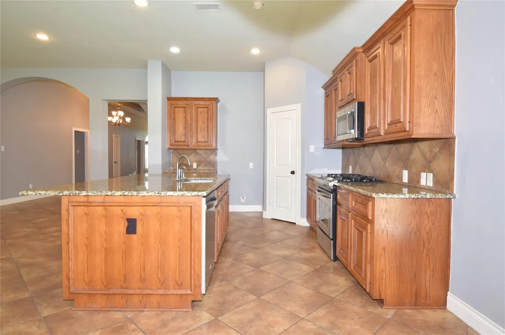 13611 Summer Cloud Lane Pearland, TX 77584