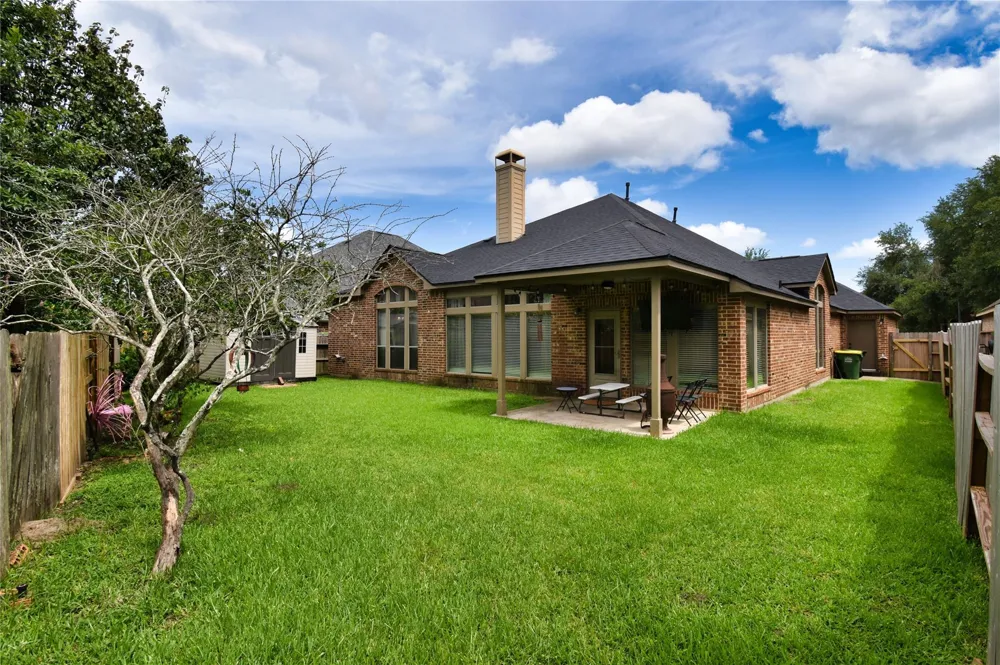 13611 Summer Cloud Lane Pearland, TX 77584