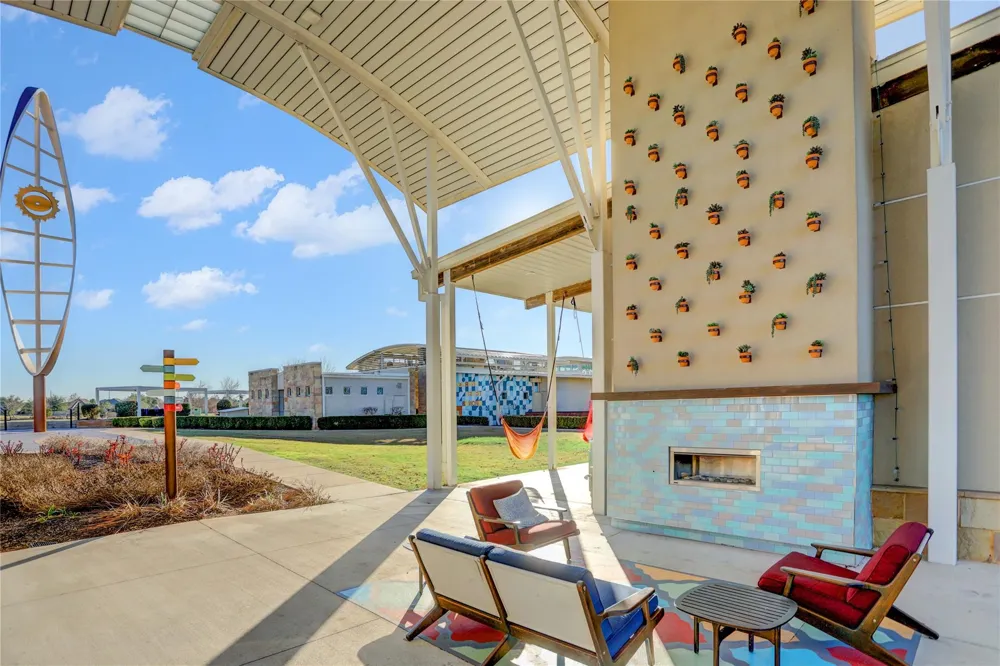 4438 Peloton Road Iowa Colony, TX 77583
