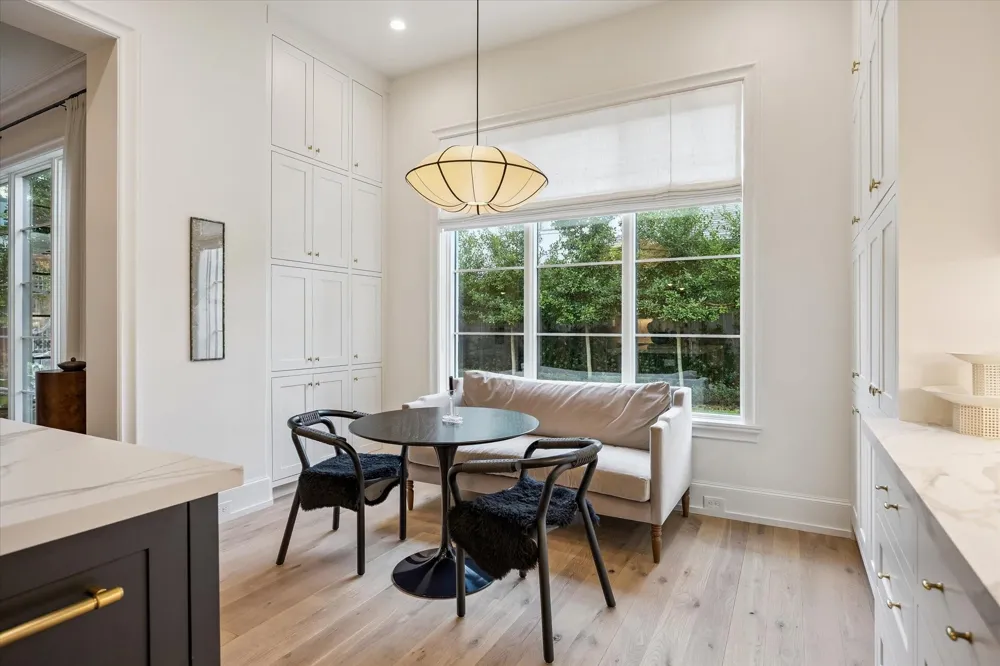 4010 W Alabama Street Houston, TX 77027