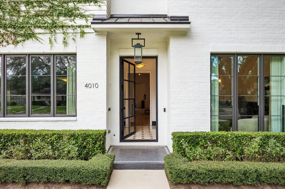 4010 W Alabama Street Houston, TX 77027