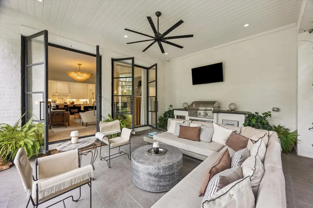 4010 W Alabama Street Houston, TX 77027