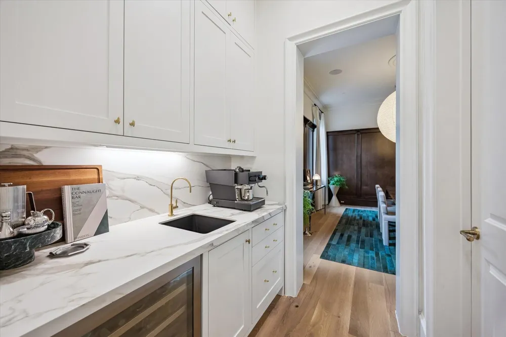 4010 W Alabama Street Houston, TX 77027