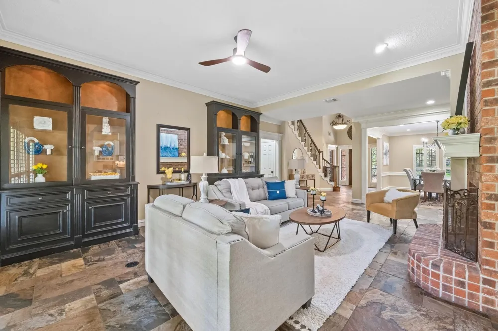 15 Crestone Place The Woodlands, TX 77381