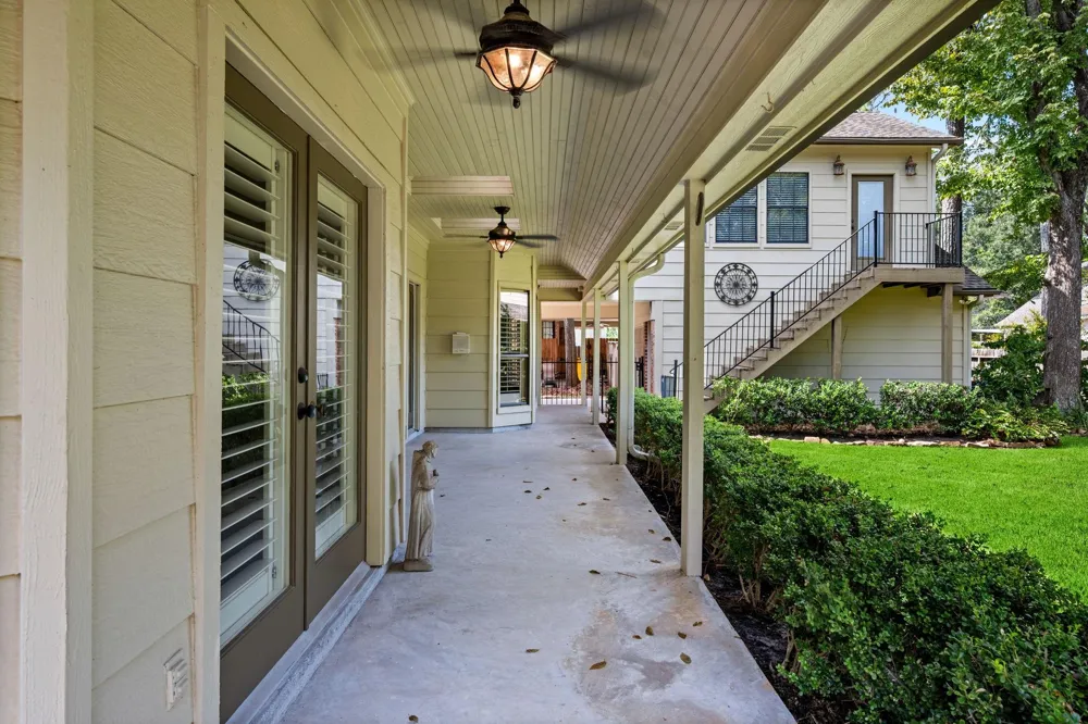 15 Crestone Place The Woodlands, TX 77381