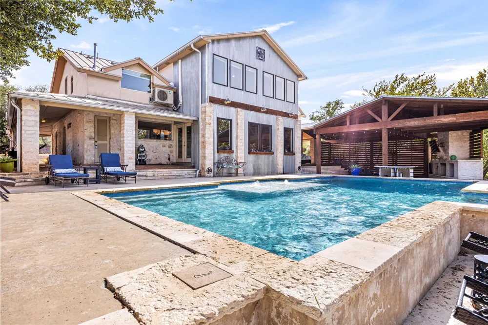 3114 Pace Bend Road S Spicewood, TX 78669