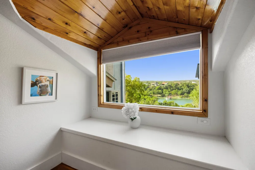 3114 Pace Bend Road S Spicewood, TX 78669