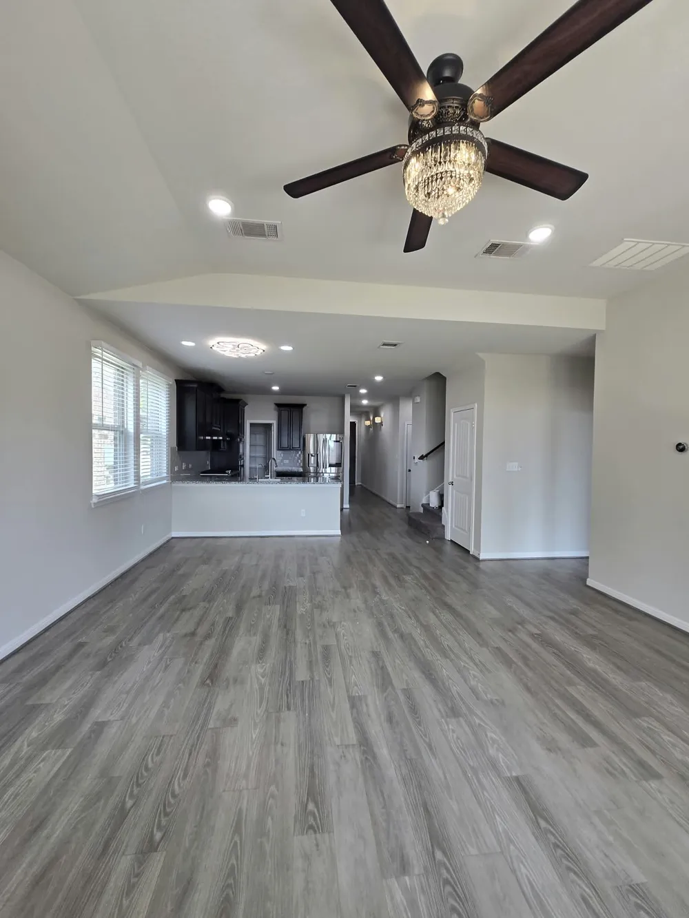 1052 Myrna Bend Leander, TX 78641