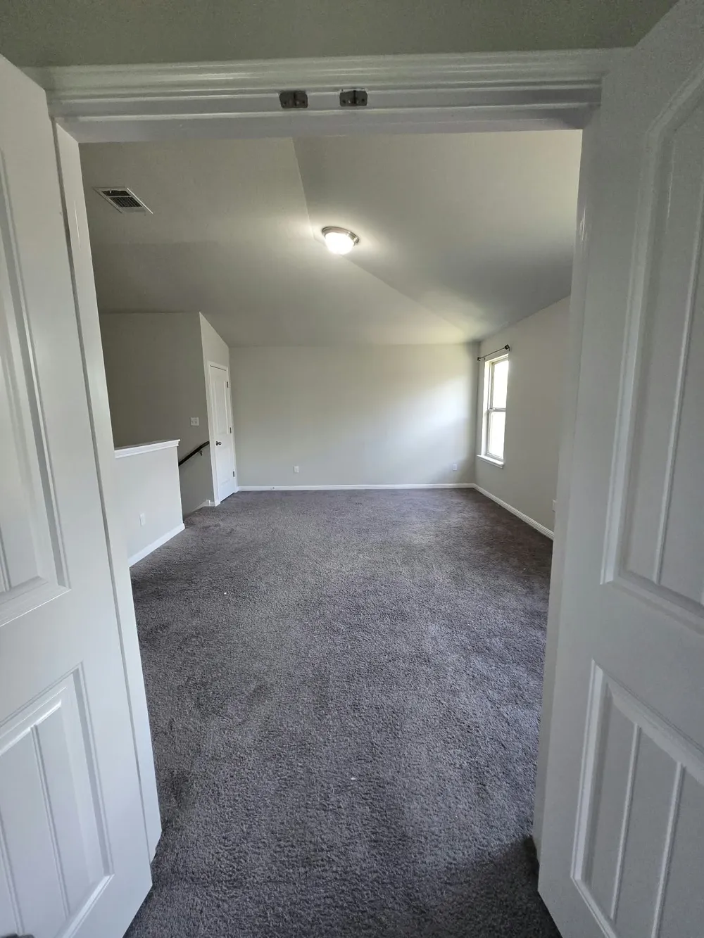 1052 Myrna Bend Leander, TX 78641