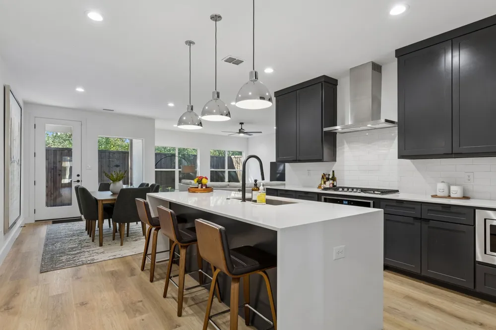 1112 Muncie Avenue Dallas, TX 75212
