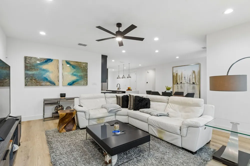 1112 Muncie Avenue Dallas, TX 75212