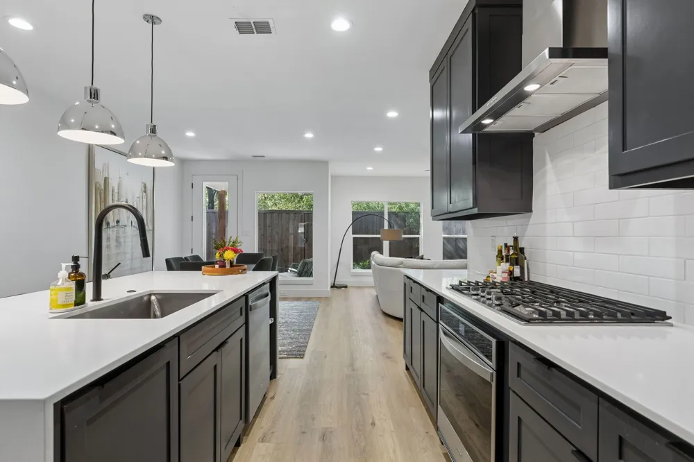 1112 Muncie Avenue Dallas, TX 75212
