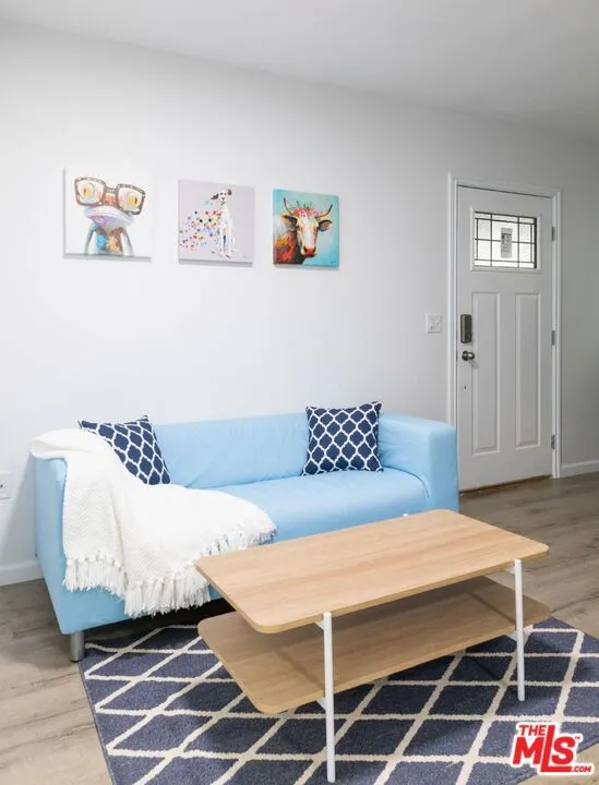 1273 W 36th Place Los Angeles, CA 90007