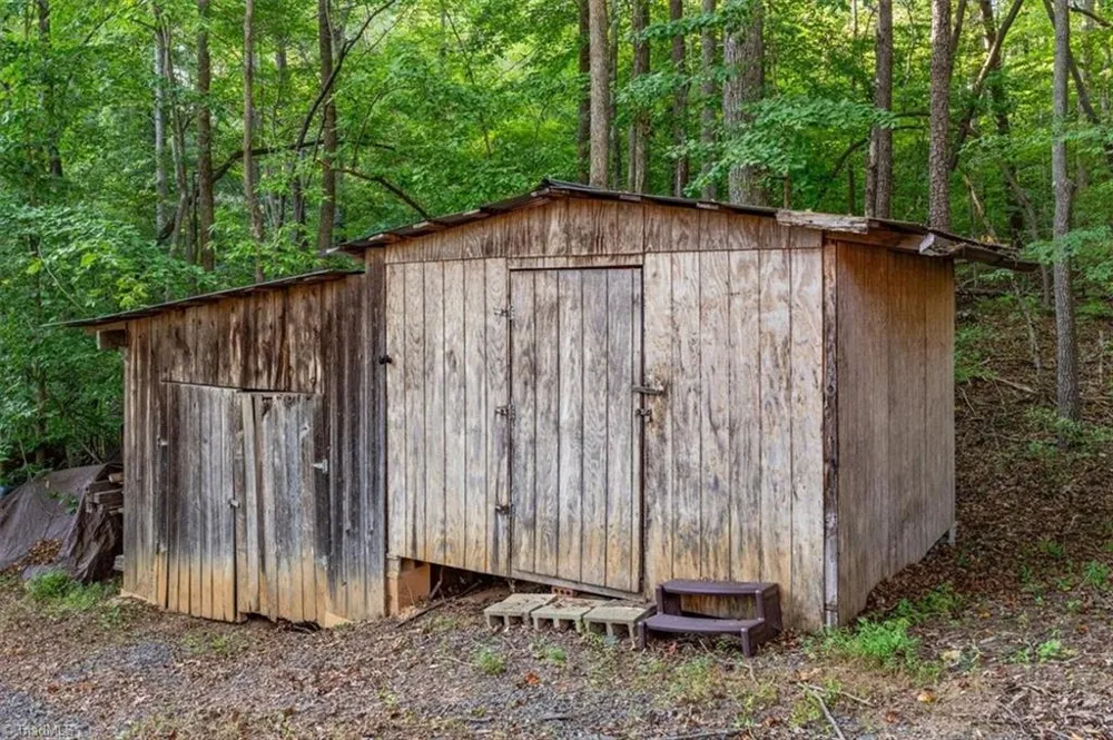 558 Throckmorton Road Madison, NC 27025