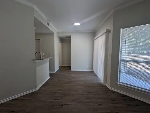 6000 Shepherd Mountain Cove #204 Austin, TX 78730
