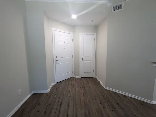 6000 Shepherd Mountain Cove #204 Austin, TX 78730