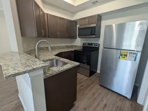 6000 Shepherd Mountain Cove #204 Austin, TX 78730