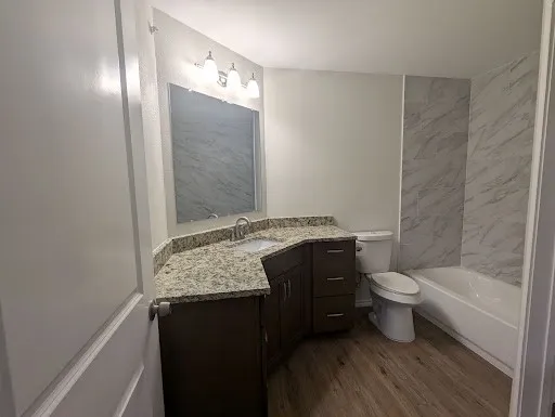 6000 Shepherd Mountain Cove #204 Austin, TX 78730