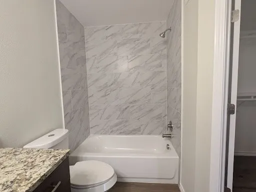 6000 Shepherd Mountain Cove #204 Austin, TX 78730