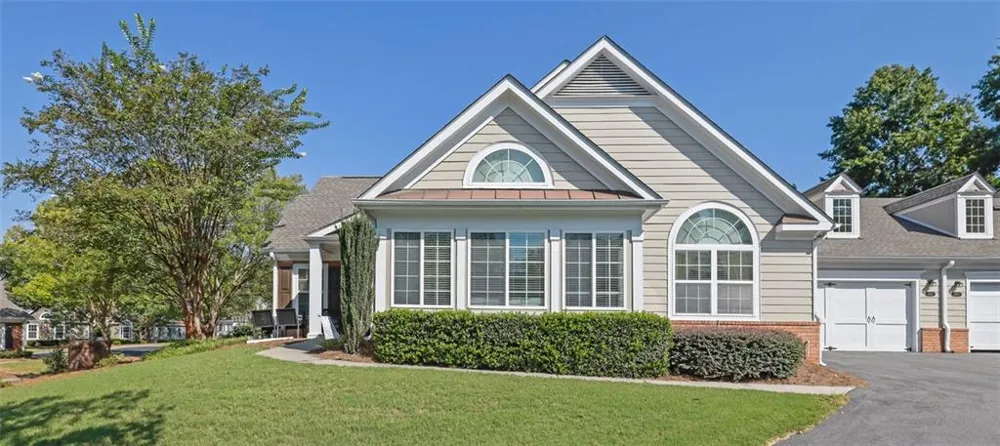 6112 Menlow Court Cumming, GA 30041