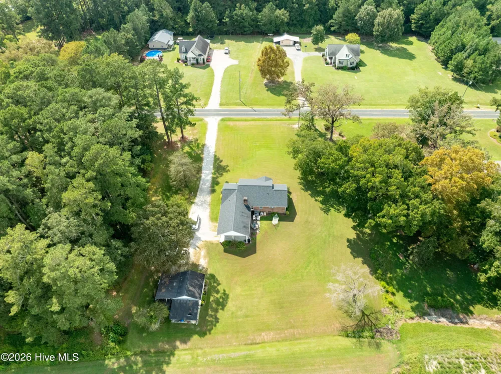 6370 Boyd Road Pinetown, NC 27865