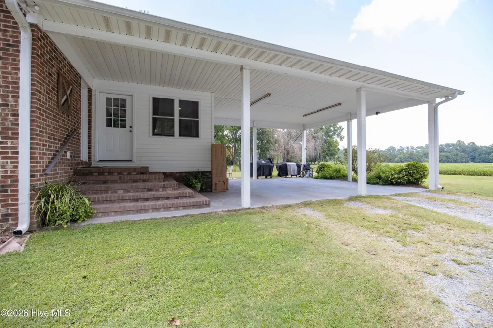 6370 Boyd Road Pinetown, NC 27865