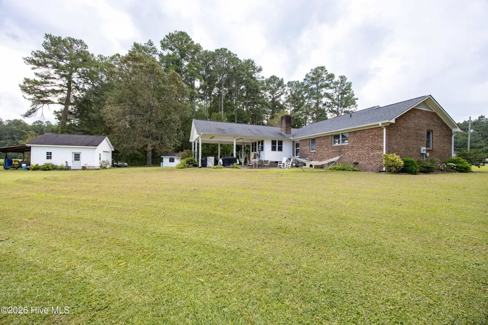 6370 Boyd Road Pinetown, NC 27865
