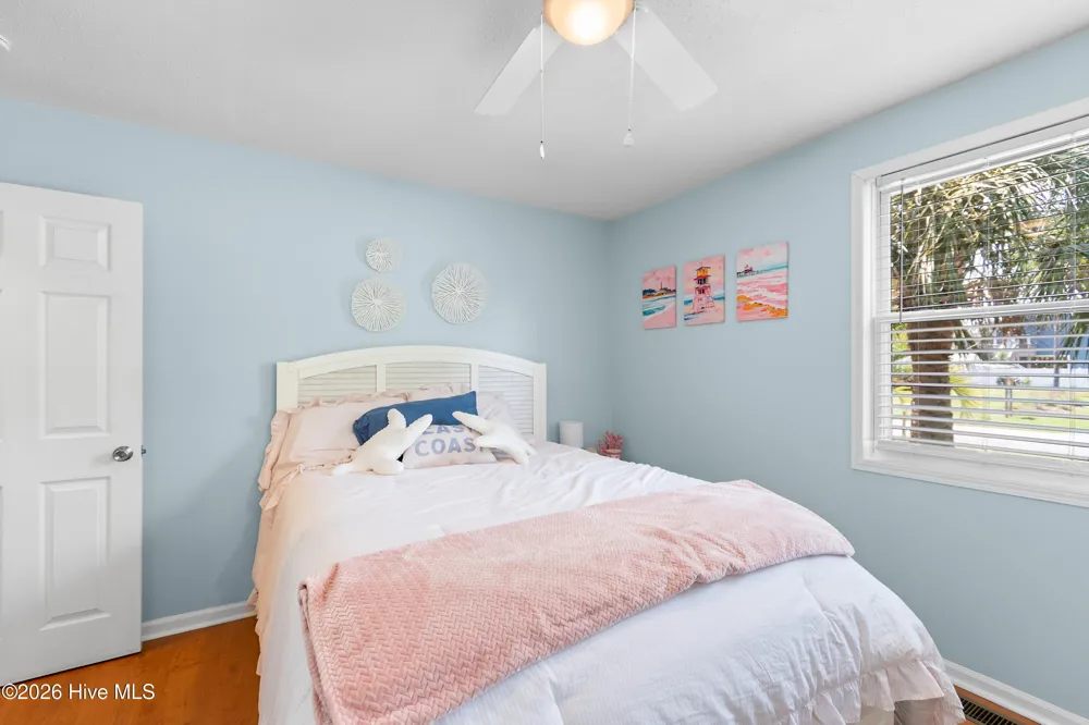 146 NE 5th Street Oak Island, NC 28465