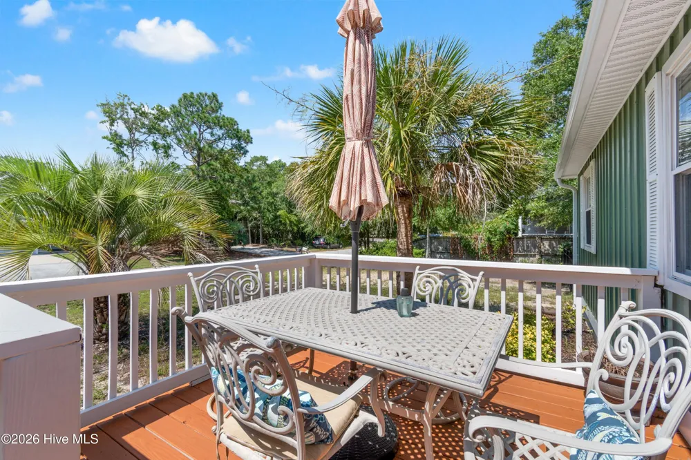 146 NE 5th Street Oak Island, NC 28465