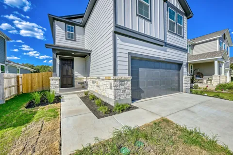3208 Canyon River Ln