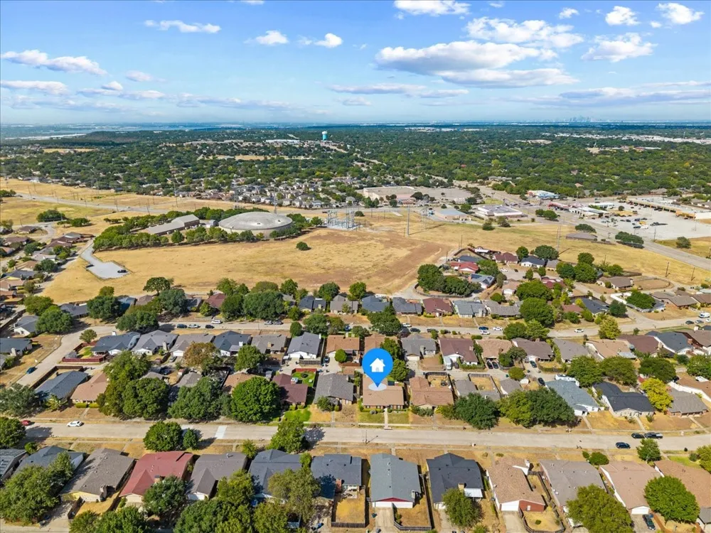 7205 Cloverglen Drive Dallas, TX 75249