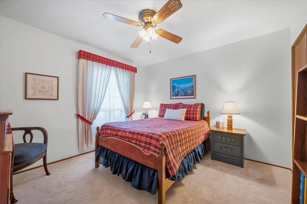 7205 Cloverglen Drive Dallas, TX 75249