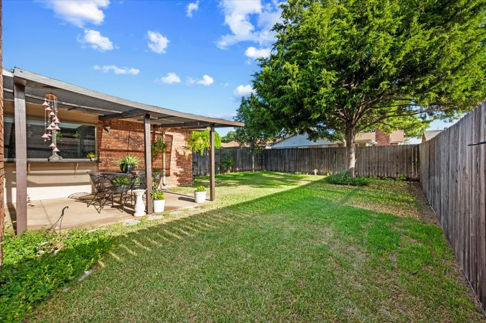 7205 Cloverglen Drive Dallas, TX 75249