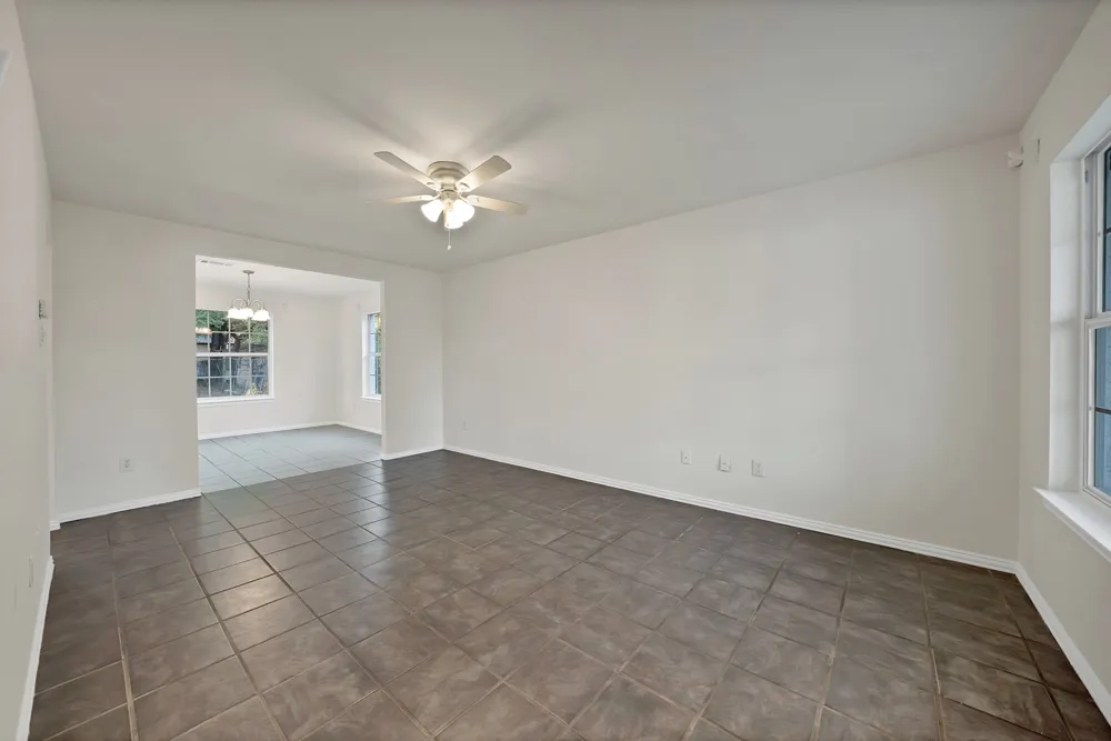 3022 Canada Drive Dallas, TX 75212