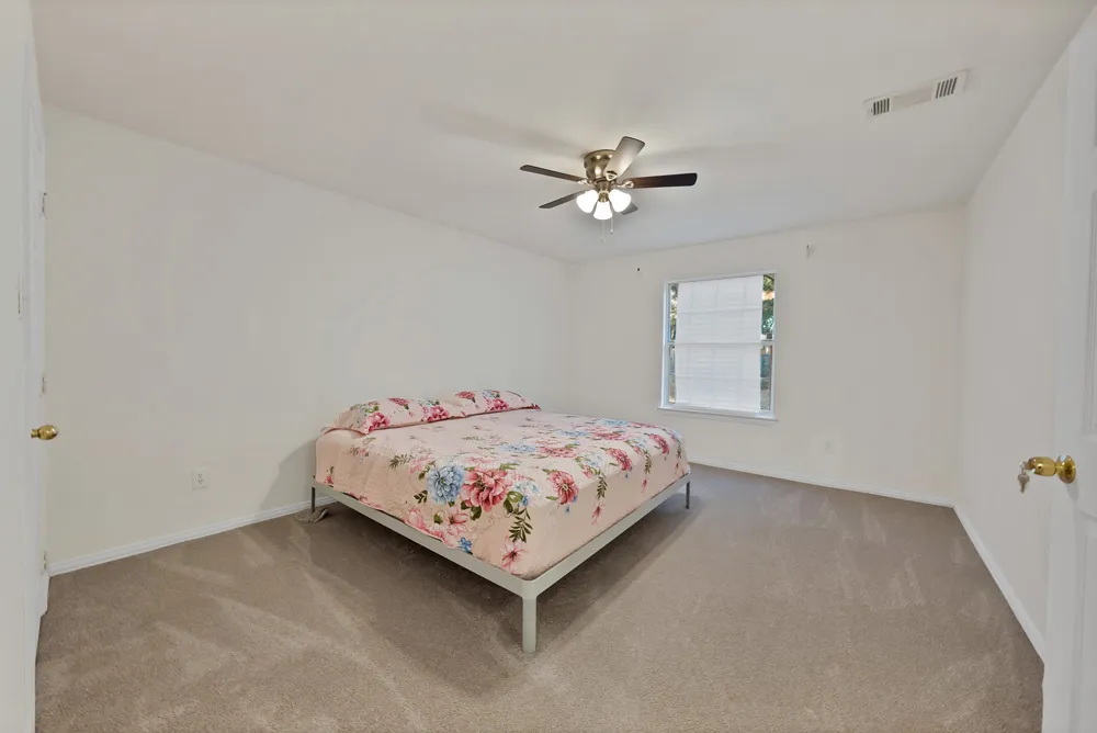 3022 Canada Drive Dallas, TX 75212