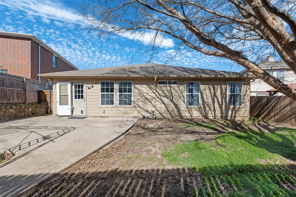 2528 Big Spring Drive Fort Worth, TX 76120