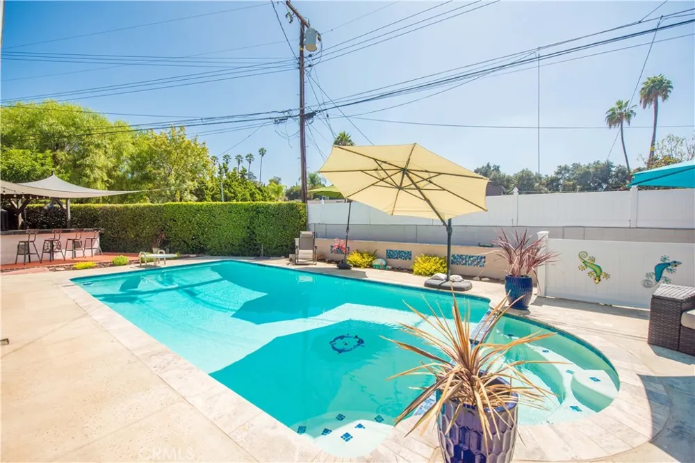 556 Billow San Dimas, CA 91773
