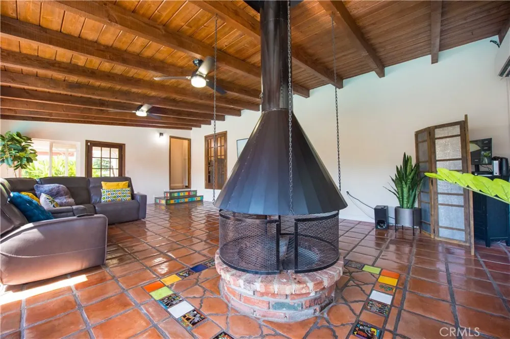 556 Billow San Dimas, CA 91773