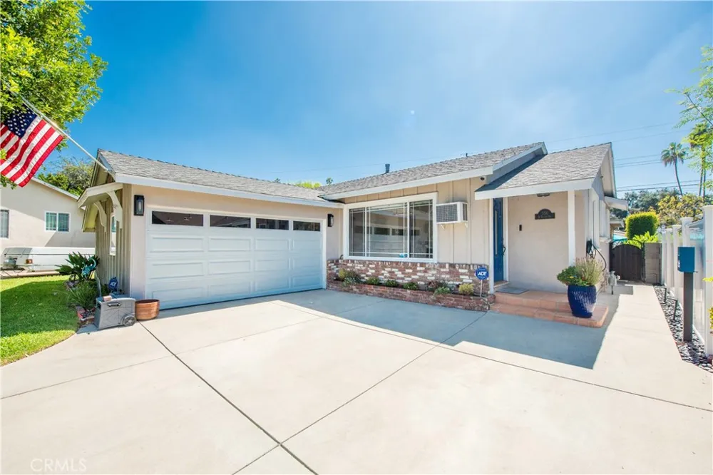 556 Billow San Dimas, CA 91773