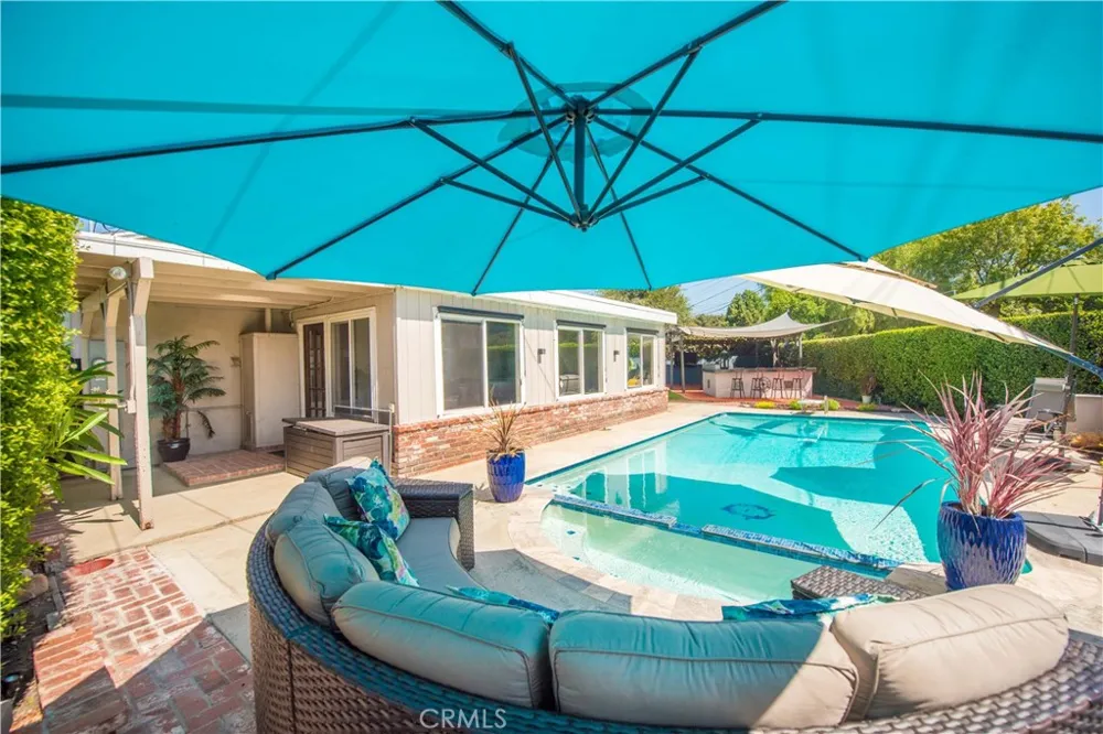 556 Billow San Dimas, CA 91773