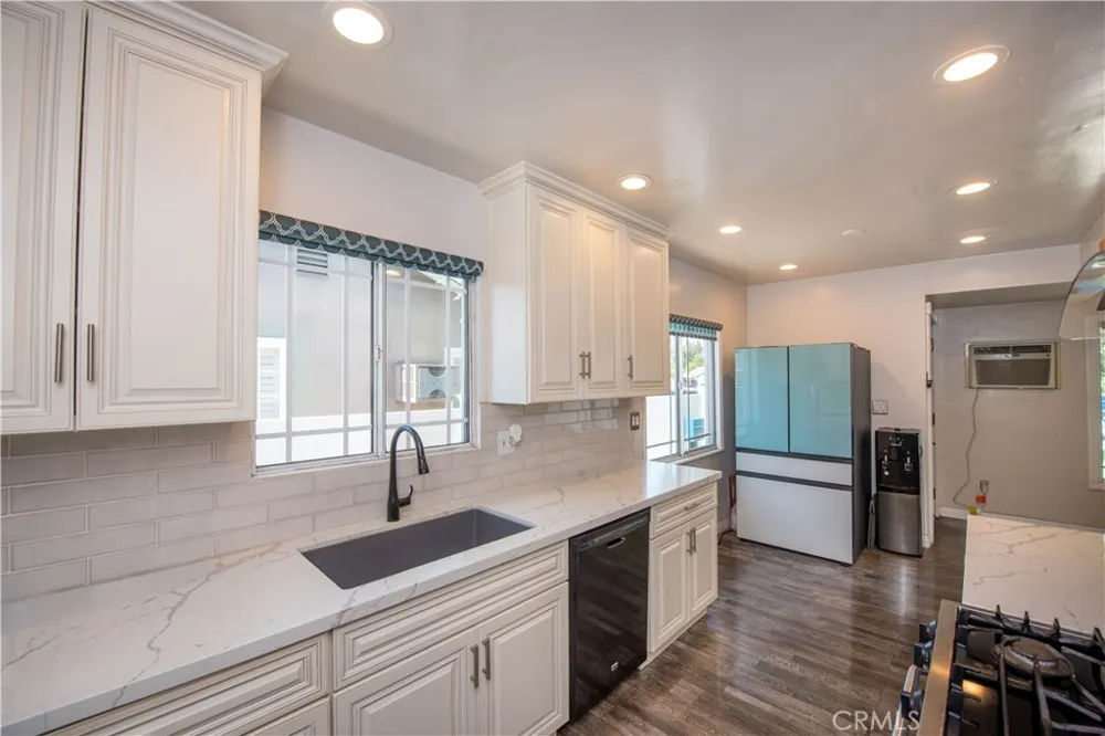 556 Billow San Dimas, CA 91773